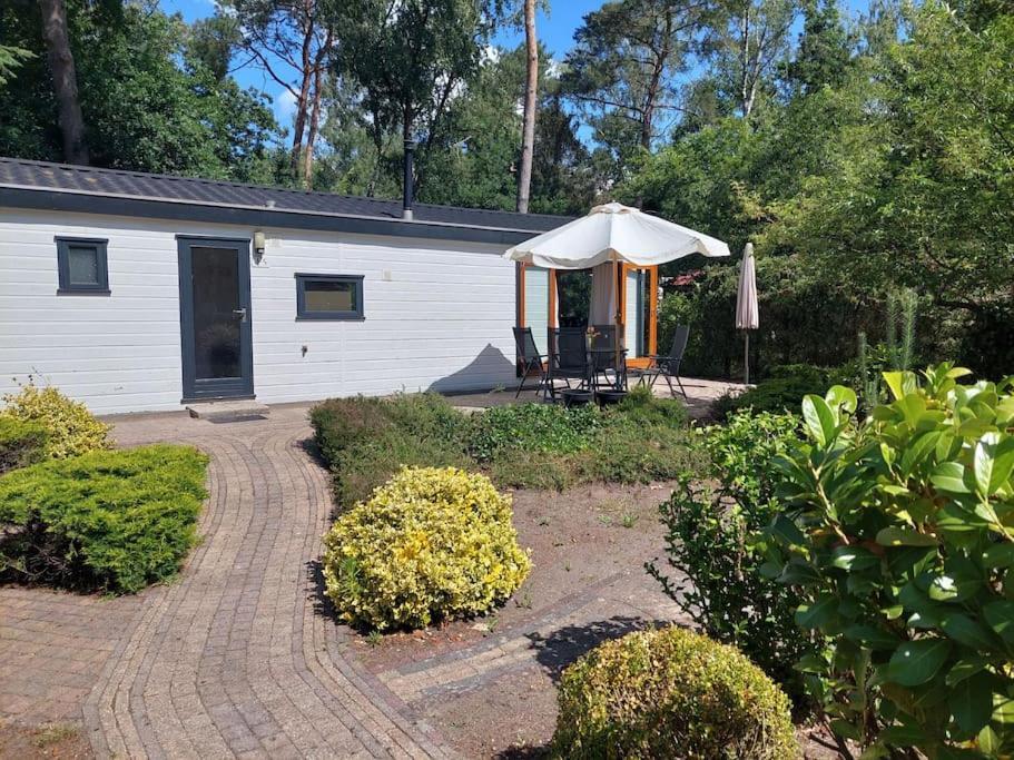 Heerlijk Chalet In Prachtige Natuur. Doornspijk Luaran gambar